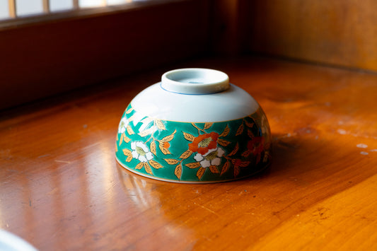 アンティークグリーンなお茶碗