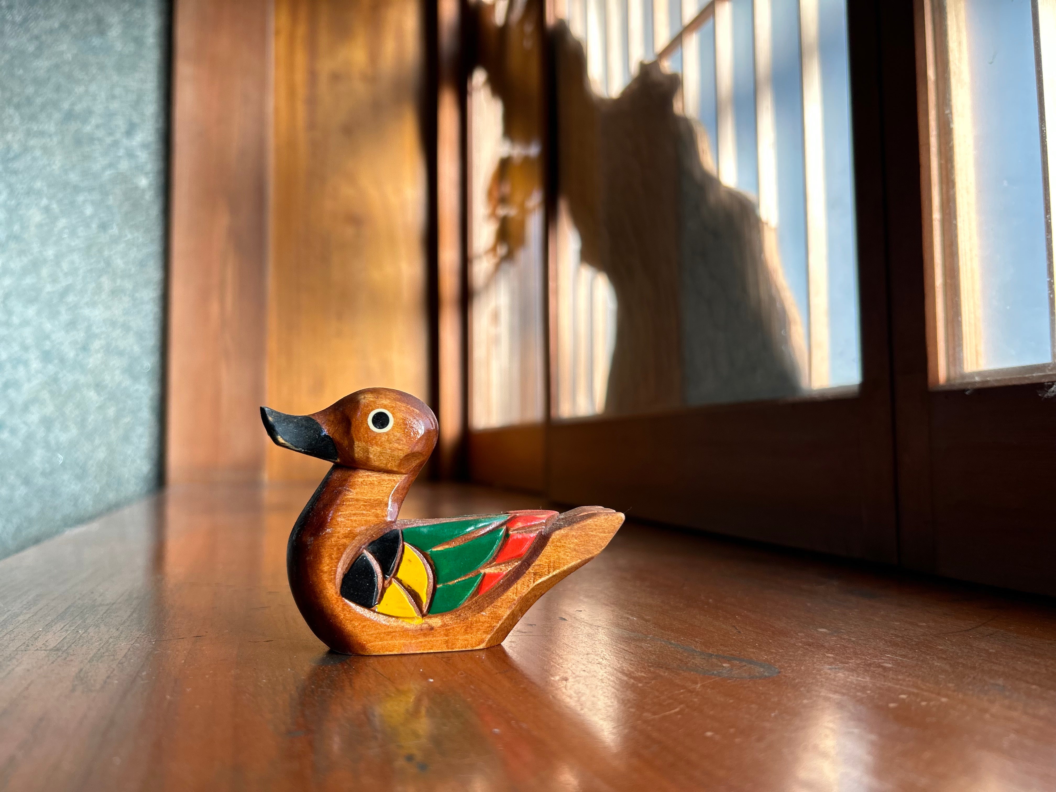 木彫りの鴨 – つなぎ はぐぐむ いとなみの道具店