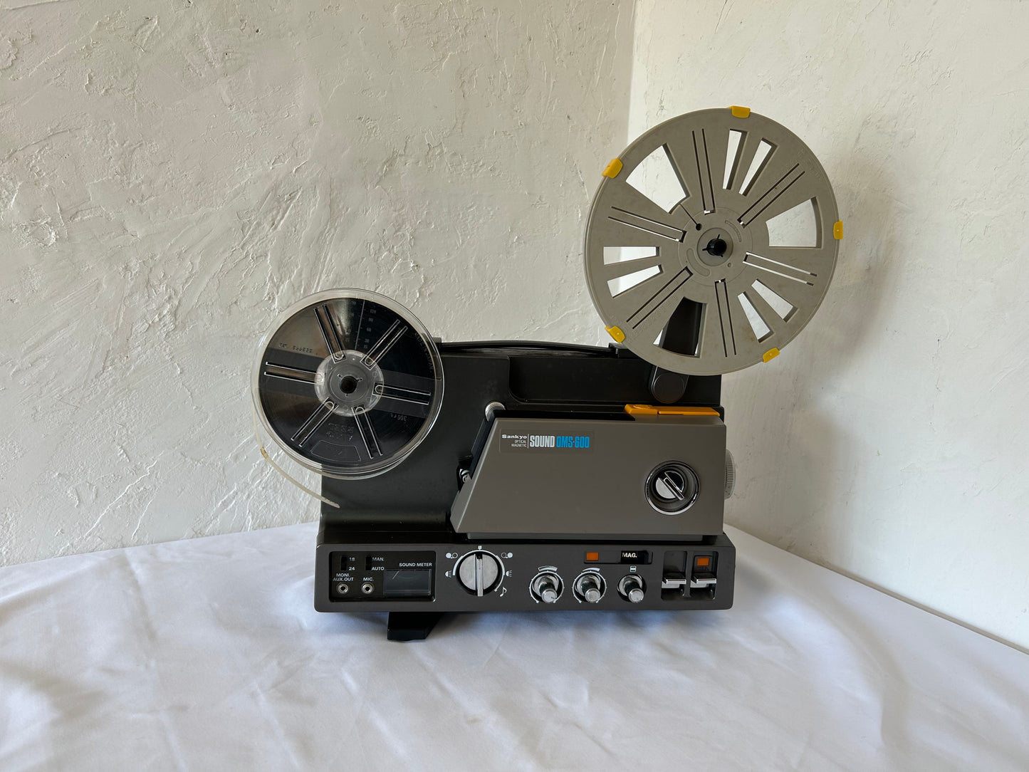 8ミリ映写機
